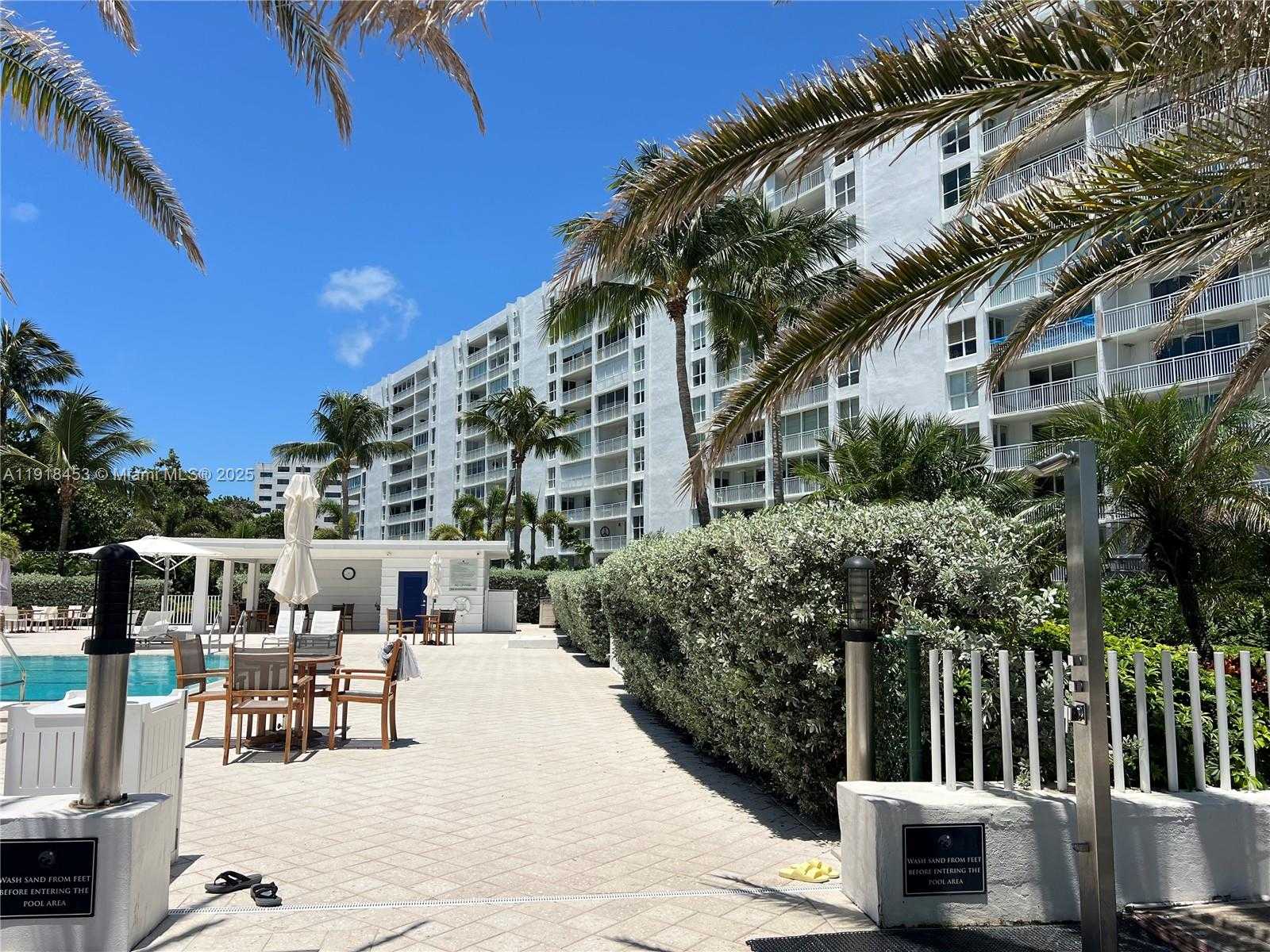 Small Image of 605 OCEAN DR #2L, Key Biscayne Number 34