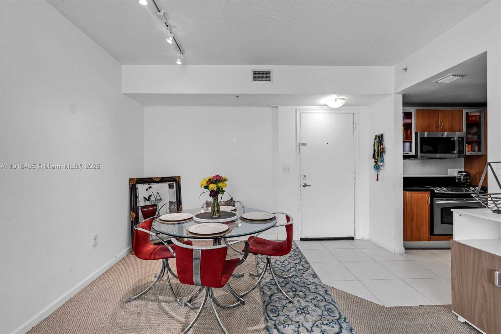 Imagen de Pequeño Objeto