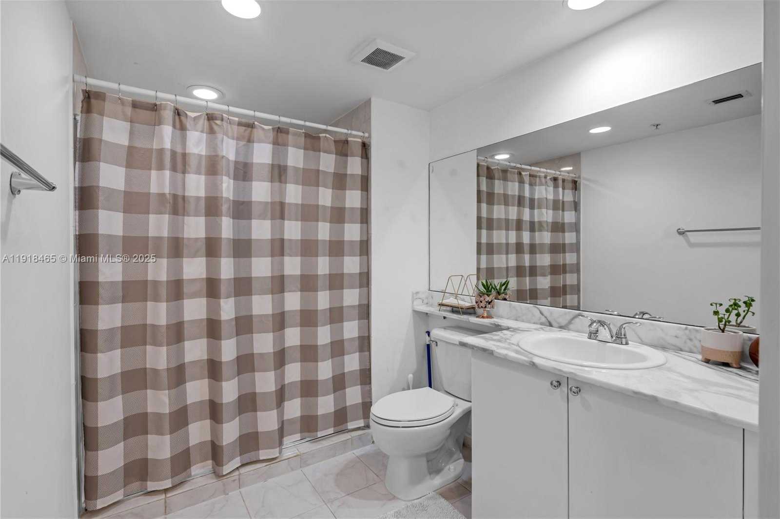 Imagen de Pequeño Objeto