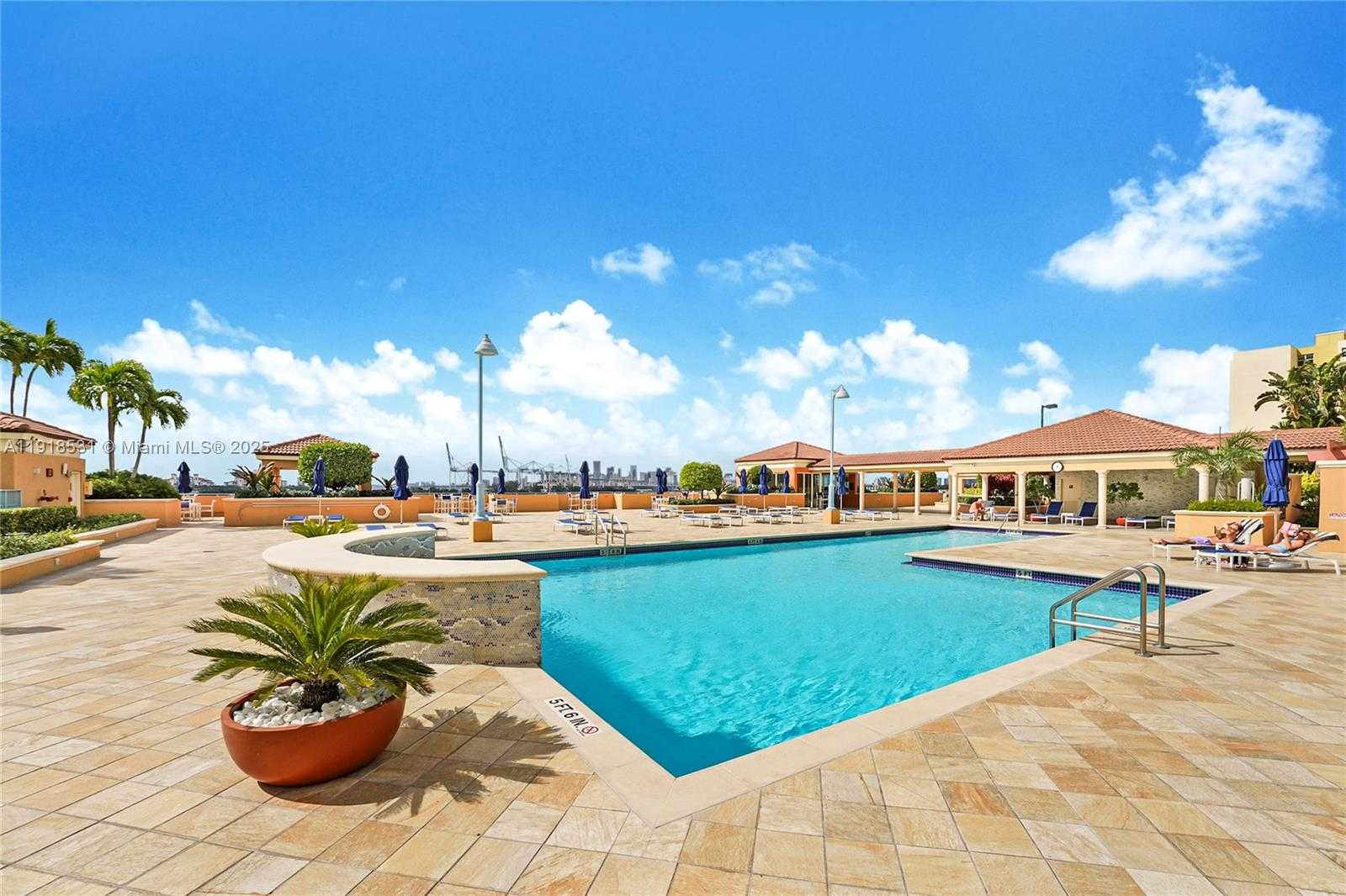 Small Image of 90 ALTON RD #1209, Miami Beach Number 11