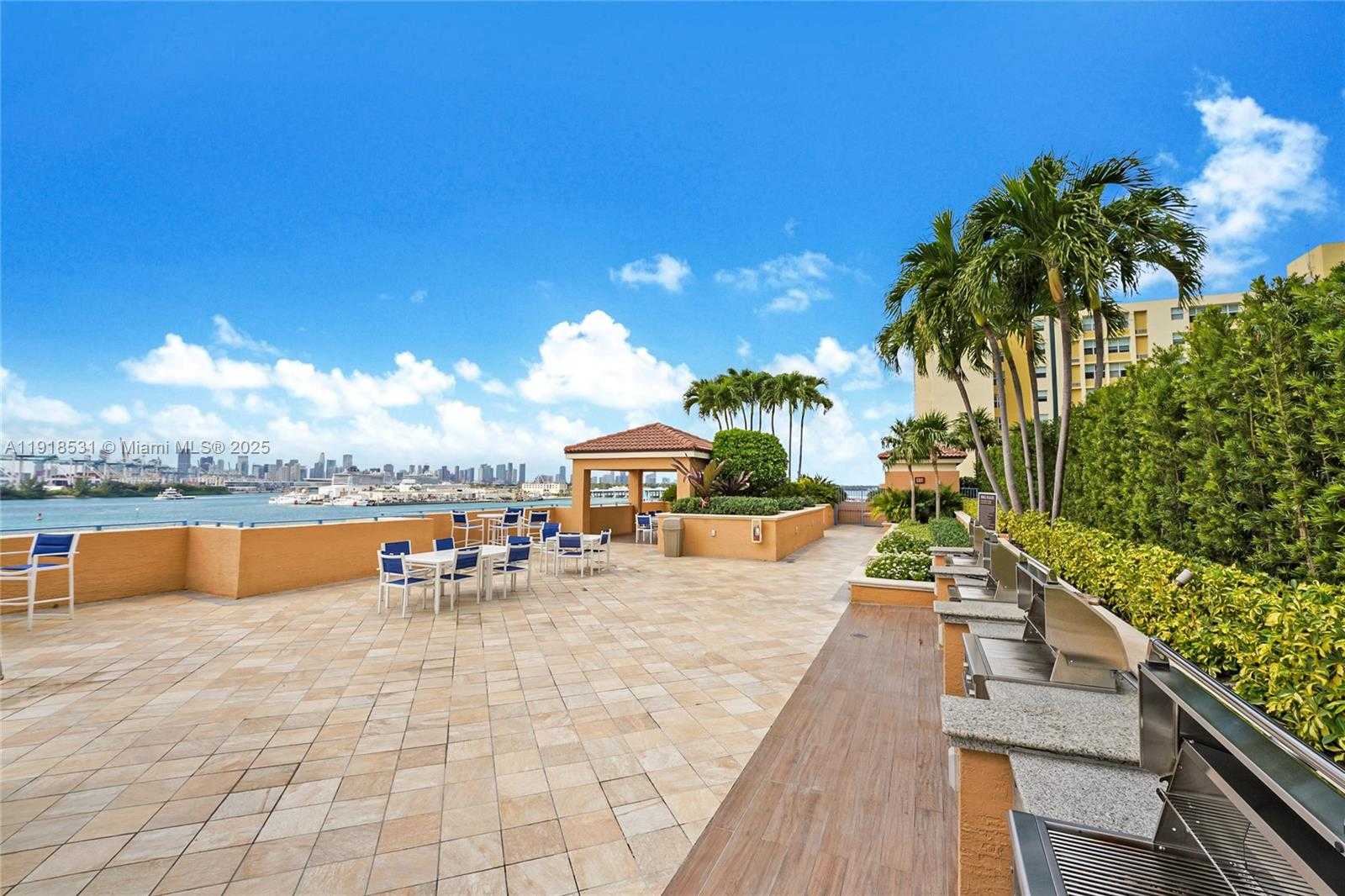 Small Image of 90 ALTON RD #1209, Miami Beach Number 13