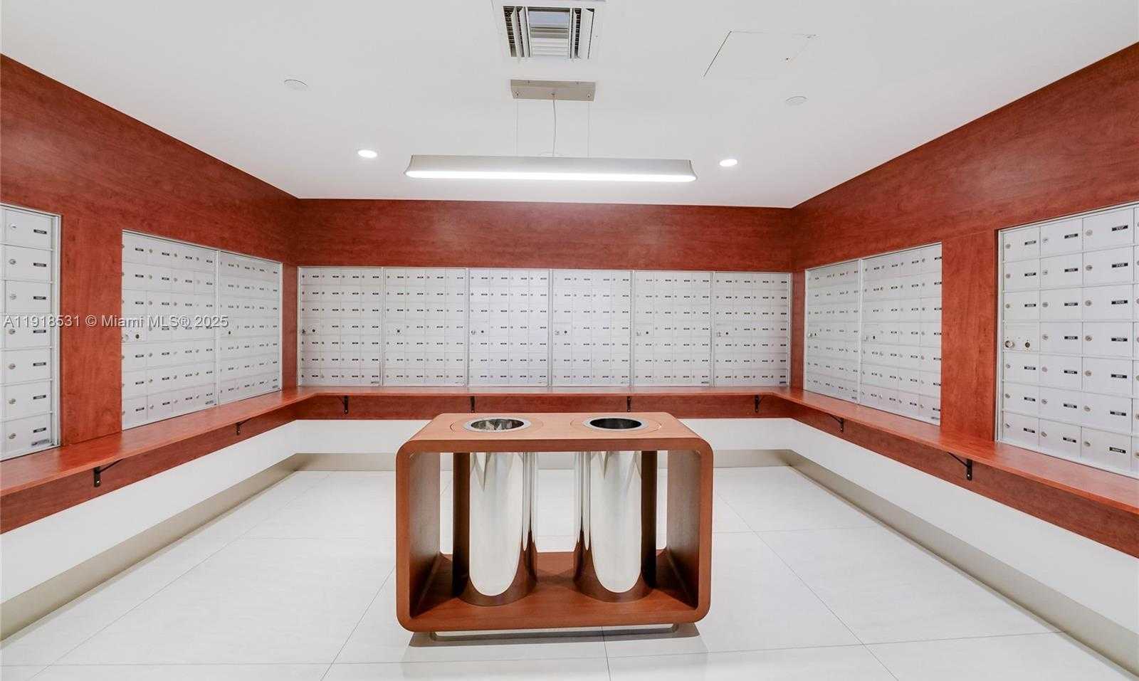 Small Image of 90 ALTON RD #1209, Miami Beach Number 18