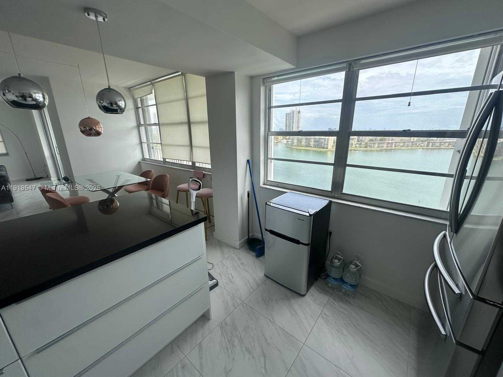 Small Image of 2801 NORTH EAST 183RD ST #1016W, Aventura Number 12