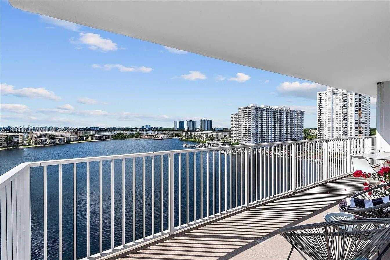 Small Image of 2801 NORTH EAST 183RD ST #1016W, Aventura Number 2