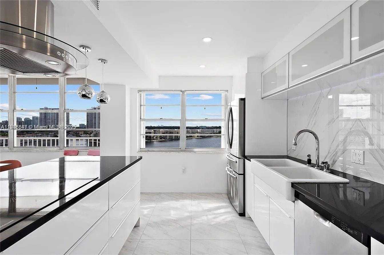 Small Image of 2801 NORTH EAST 183RD ST #1016W, Aventura Number 6