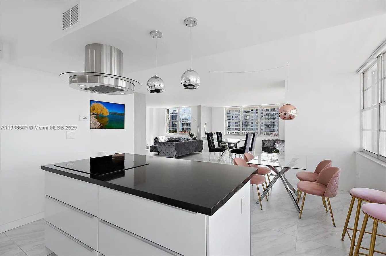 Small Image of 2801 NORTH EAST 183RD ST #1016W, Aventura Number 8