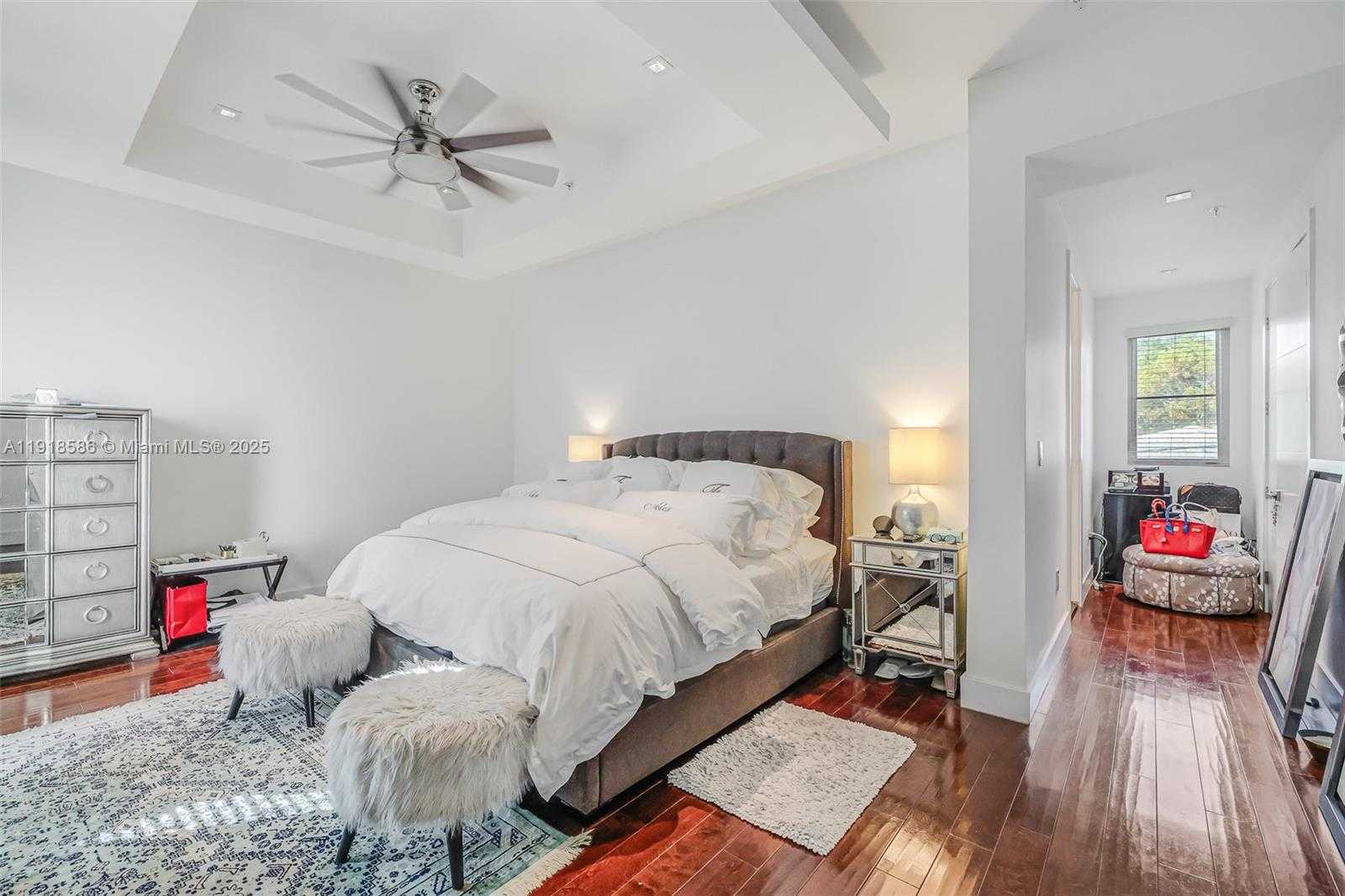 Small Image of 641 SANTANDER AVE #3, Coral Gables Number 23