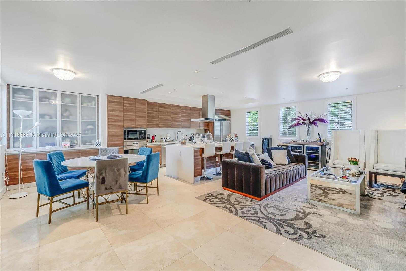 Small Image of 641 SANTANDER AVE #3, Coral Gables Number 8