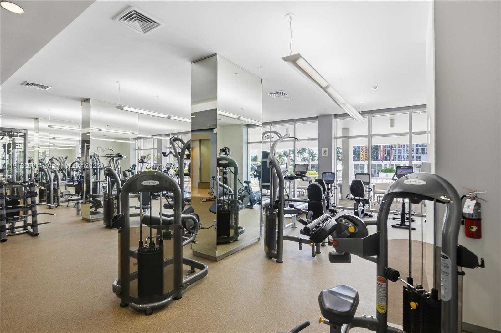 Small Image of 10275 COLLINS AVENUE #1101, Bal Harbour Number 14