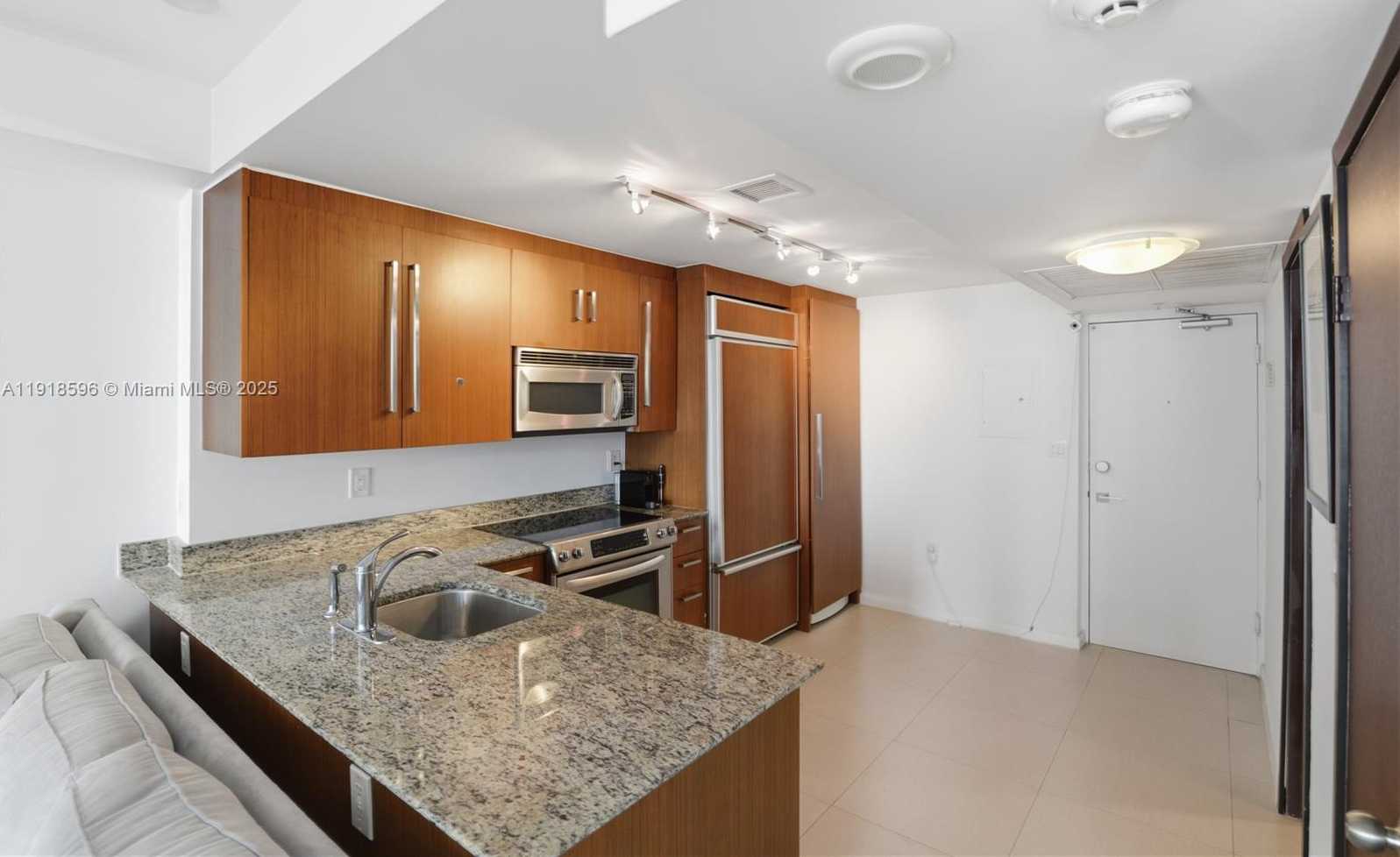Small Image of 10275 COLLINS AVENUE #1101, Bal Harbour Number 5