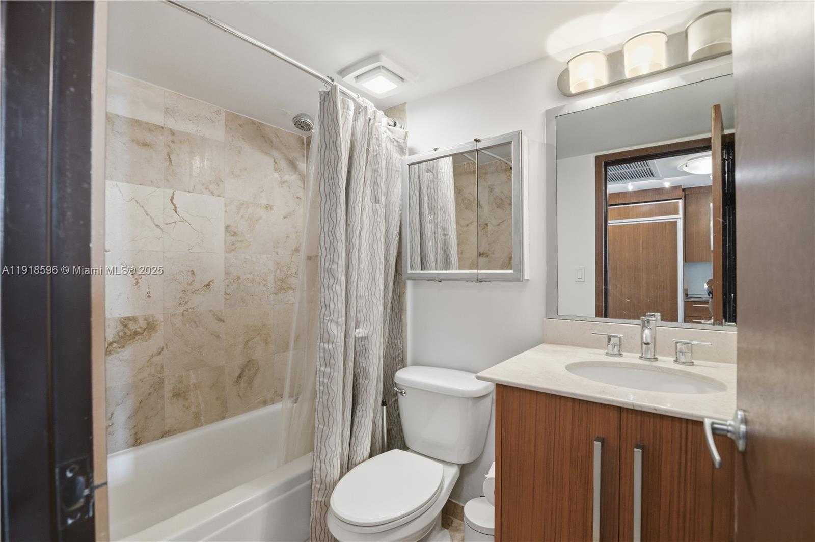 Small Image of 10275 COLLINS AVENUE #1101, Bal Harbour Number 6