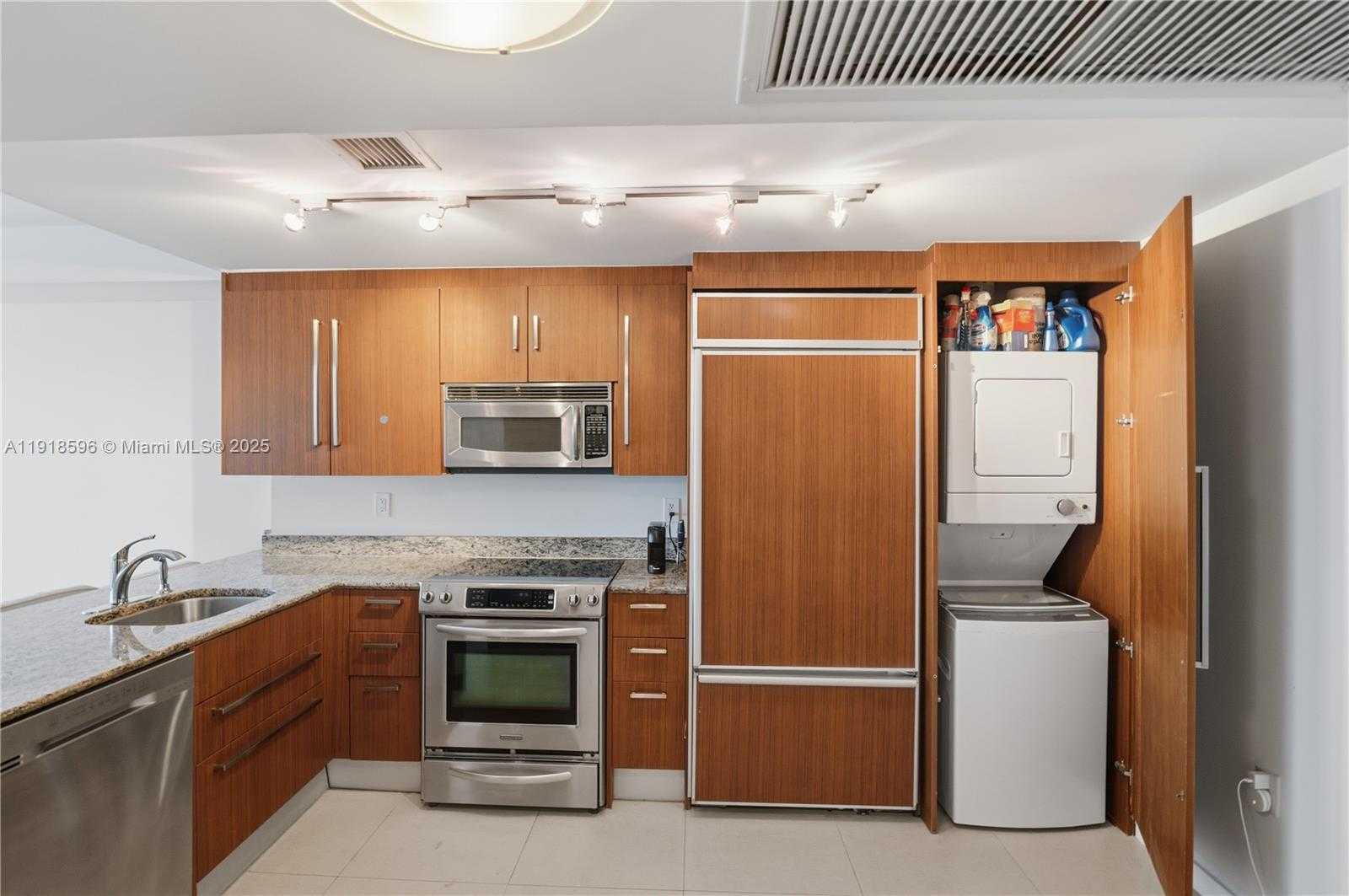 Small Image of 10275 COLLINS AVENUE #1101, Bal Harbour Number 8