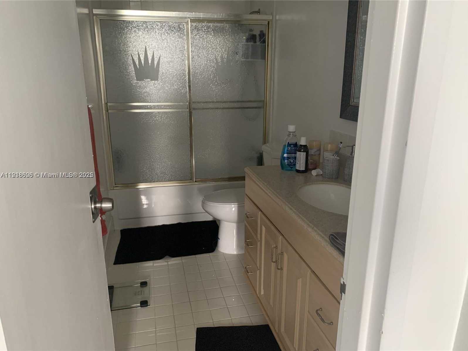 Small Image of 900 BAY DR #211, Miami Beach Number 27