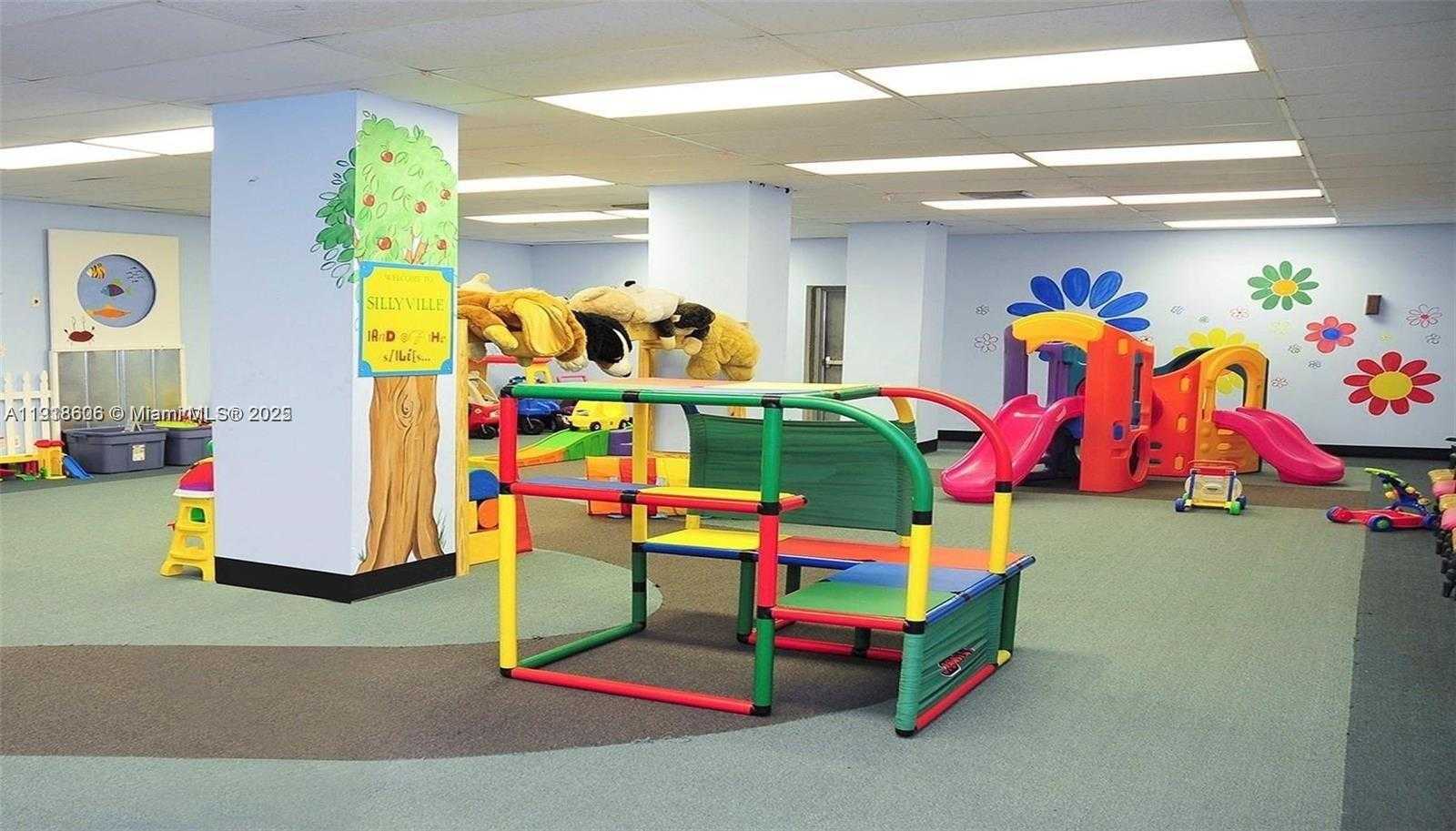 Small Image of 900 BAY DR #211, Miami Beach Number 45