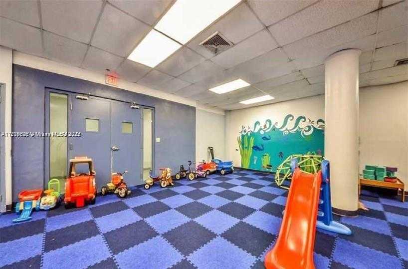 Small Image of 900 BAY DR #211, Miami Beach Number 46