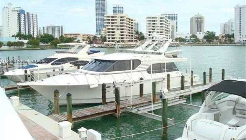 Small Image of 900 BAY DR #211, Miami Beach Number 64