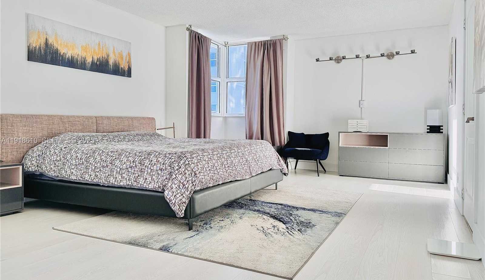 Small Image of 1904 SOUTH OCEAN DR #508, Hallandale Beach Number 12