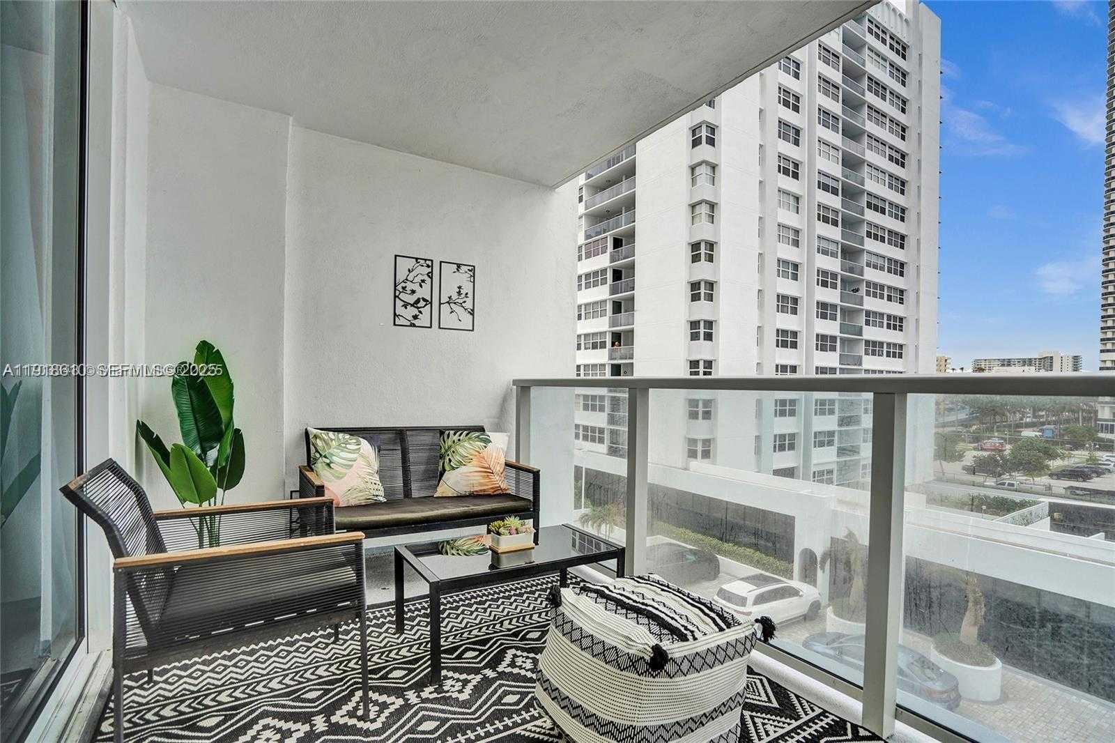 Small Image of 1904 SOUTH OCEAN DR #508, Hallandale Beach Number 25