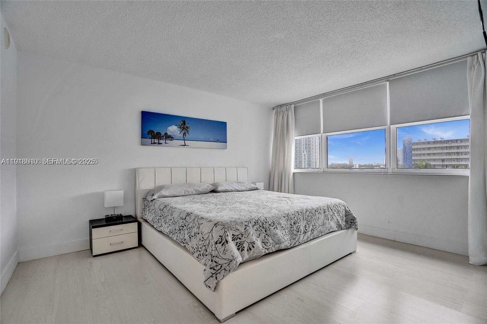Small Image of 1904 SOUTH OCEAN DR #508, Hallandale Beach Number 26