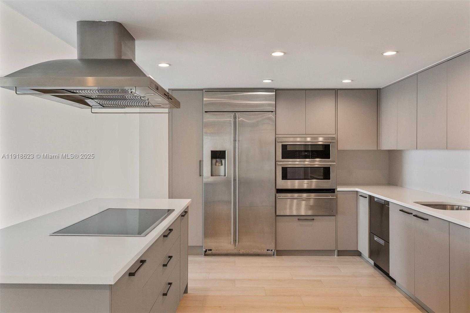 Small Image of 1150 101ST ST #PH 702, Bay Harbor Islands Number 18