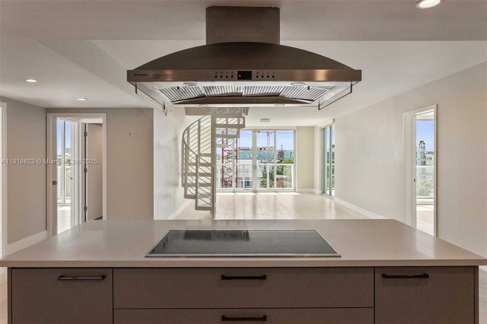 Small Image of 1150 101ST ST #PH 702, Bay Harbor Islands Number 20