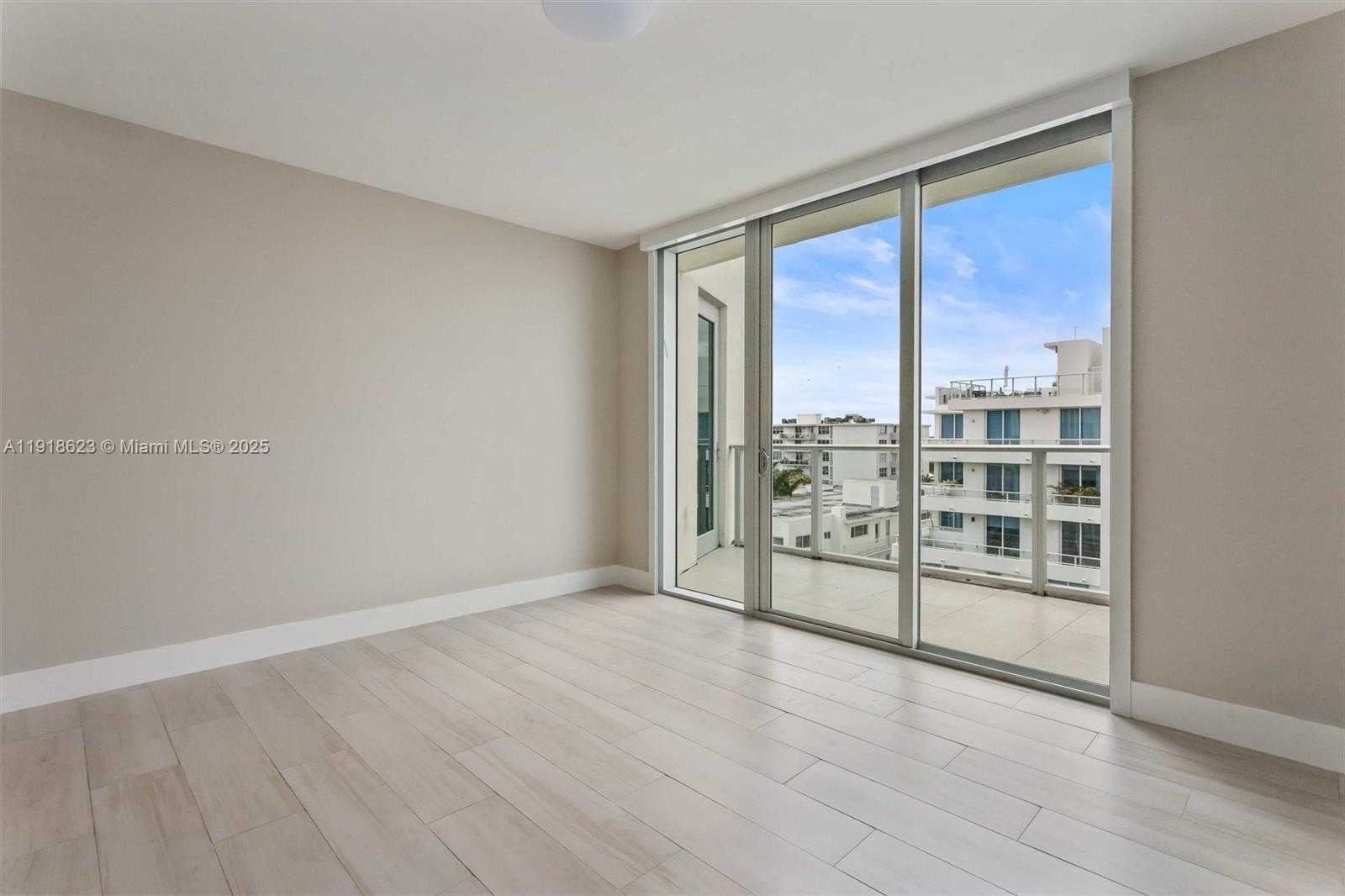 Small Image of 1150 101ST ST #PH 702, Bay Harbor Islands Number 25