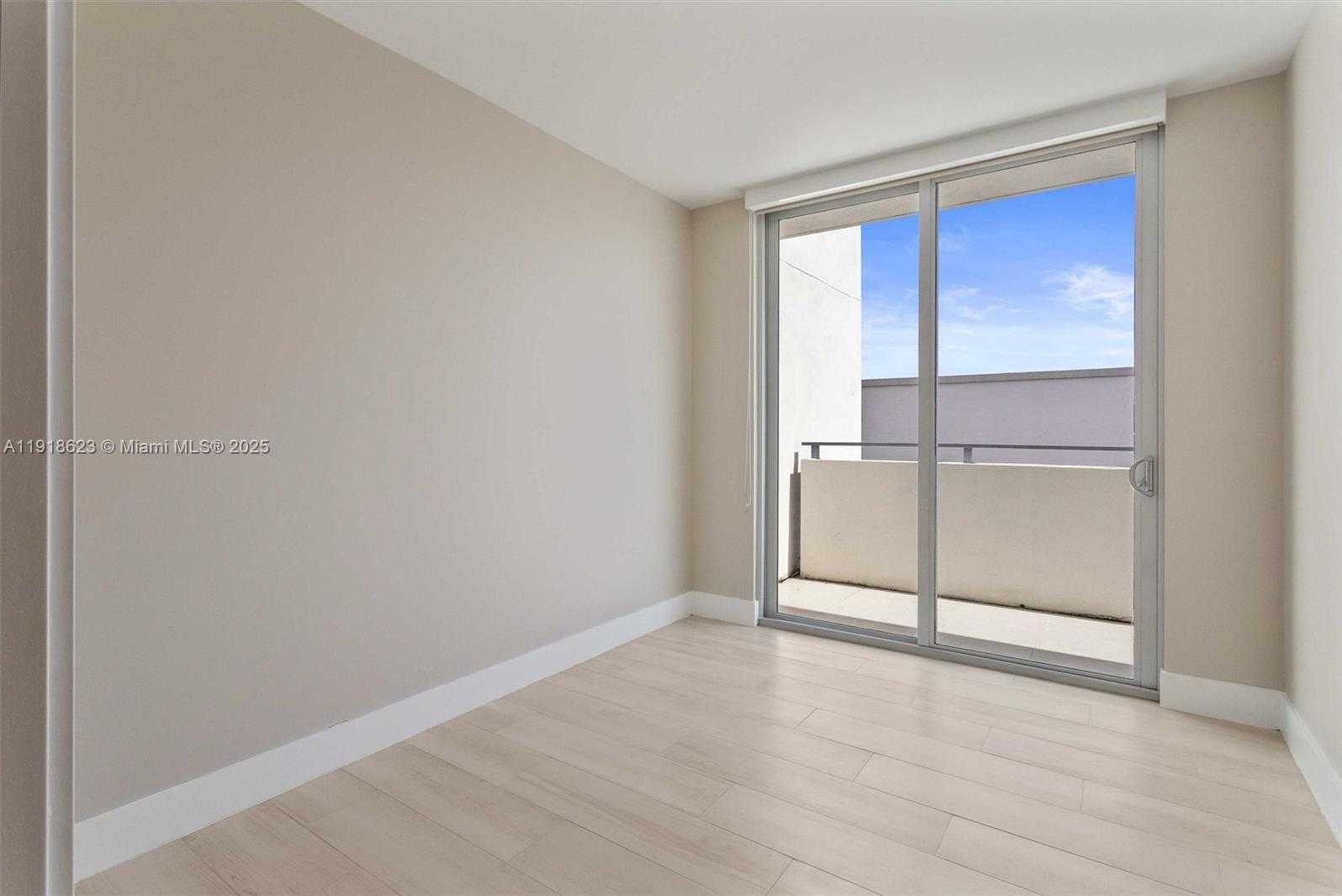 Small Image of 1150 101ST ST #PH 702, Bay Harbor Islands Number 28