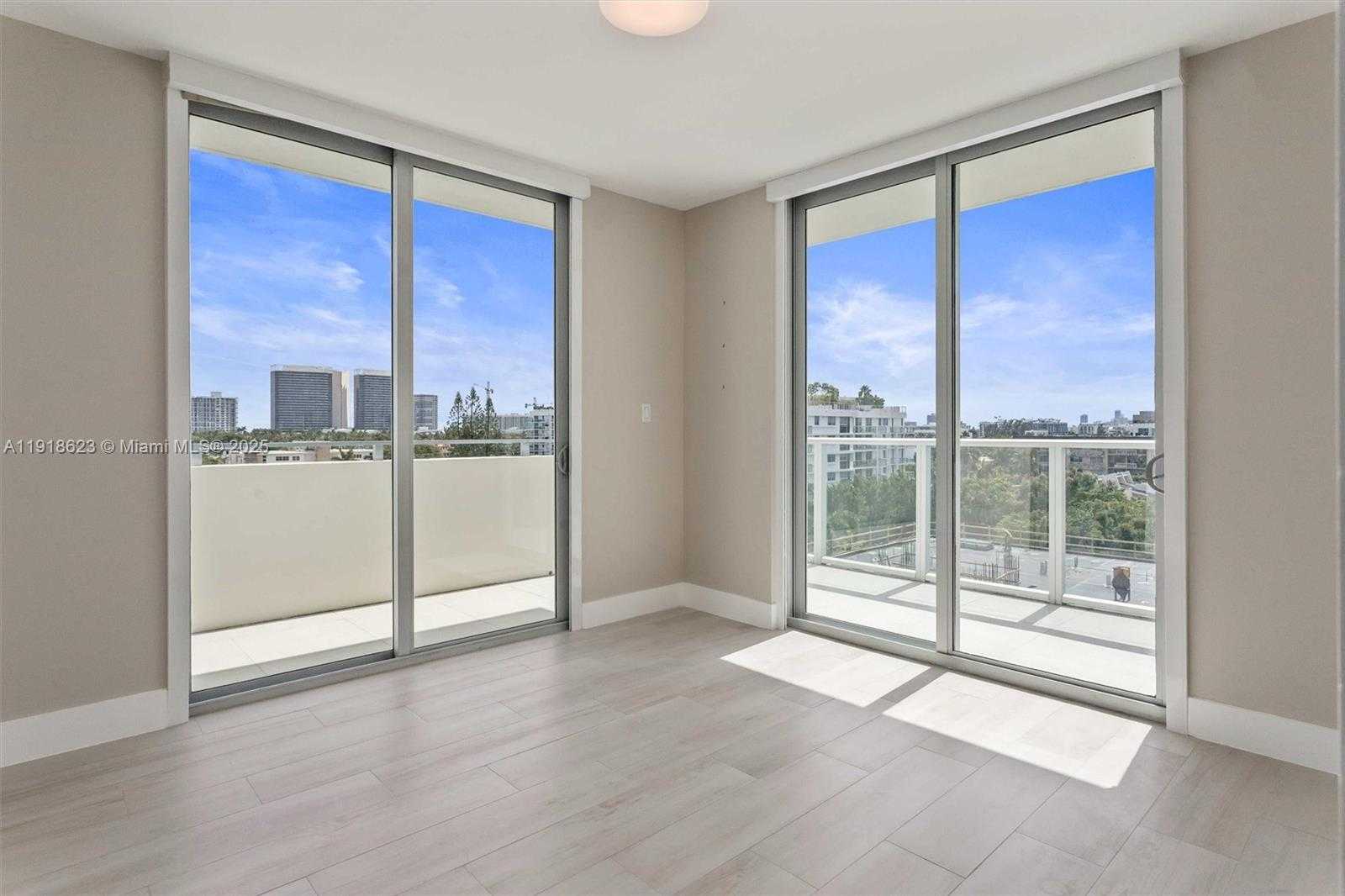 Small Image of 1150 101ST ST #PH 702, Bay Harbor Islands Number 31