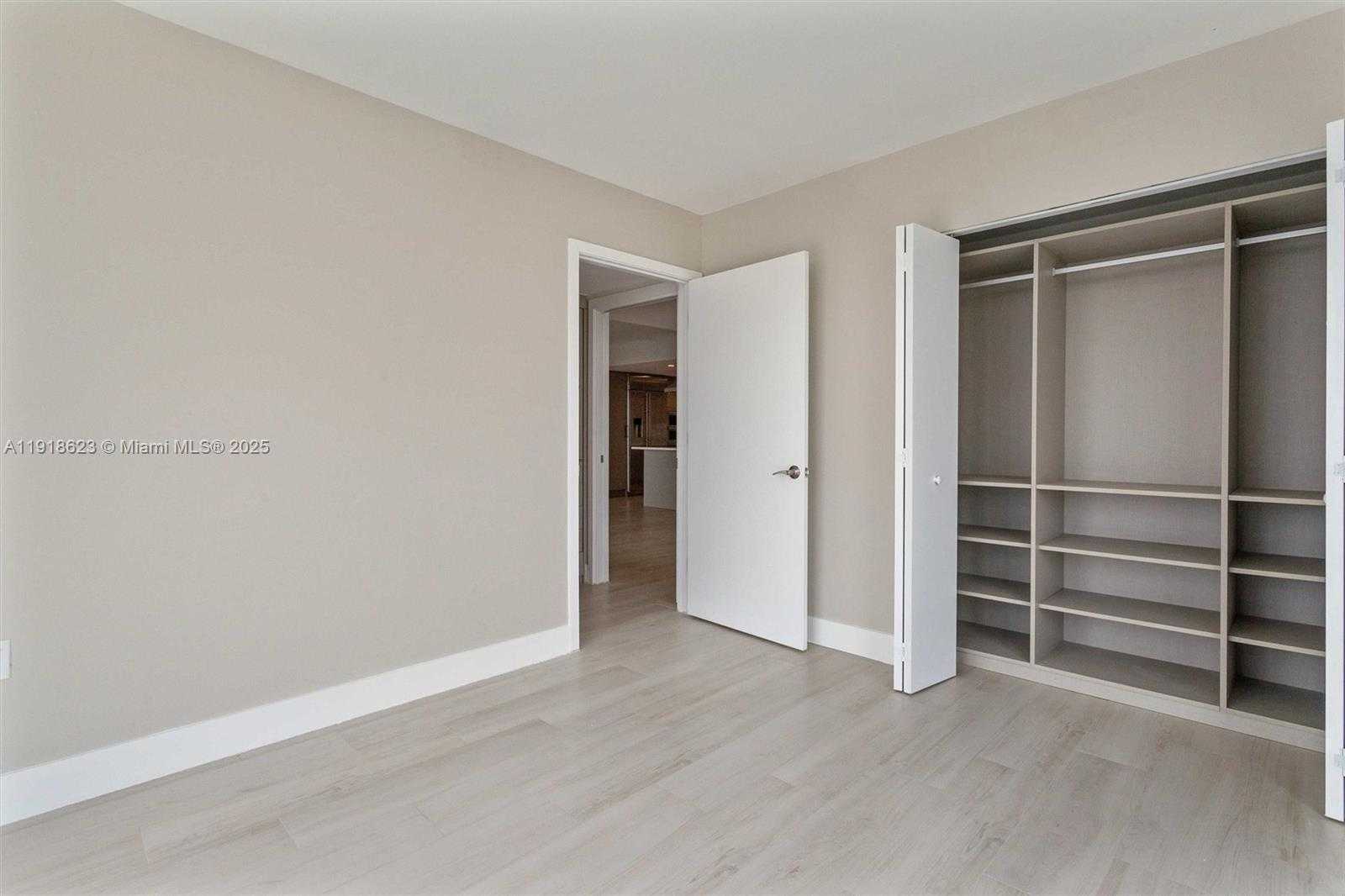 Small Image of 1150 101ST ST #PH 702, Bay Harbor Islands Number 34