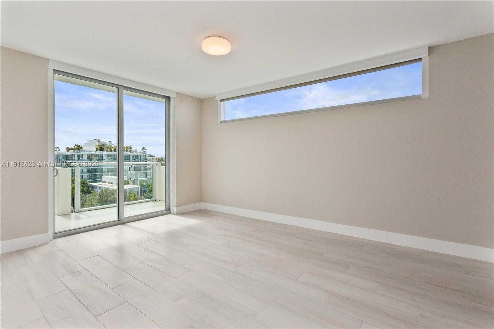 Small Image of 1150 101ST ST #PH 702, Bay Harbor Islands Number 37