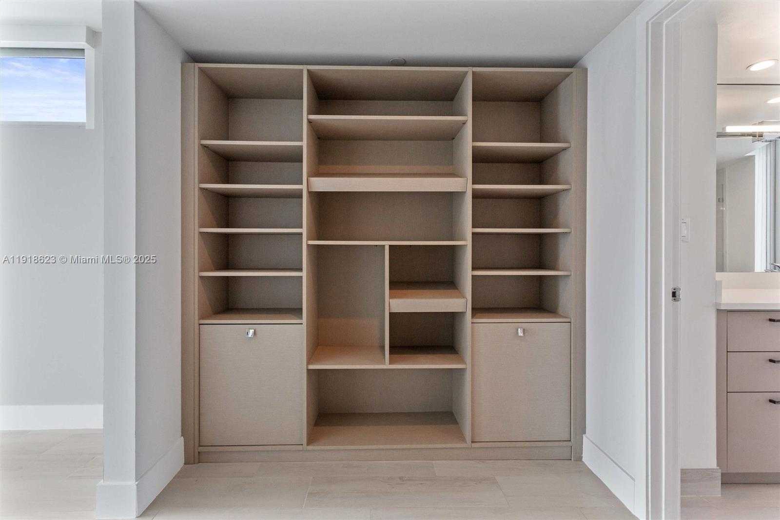 Small Image of 1150 101ST ST #PH 702, Bay Harbor Islands Number 41