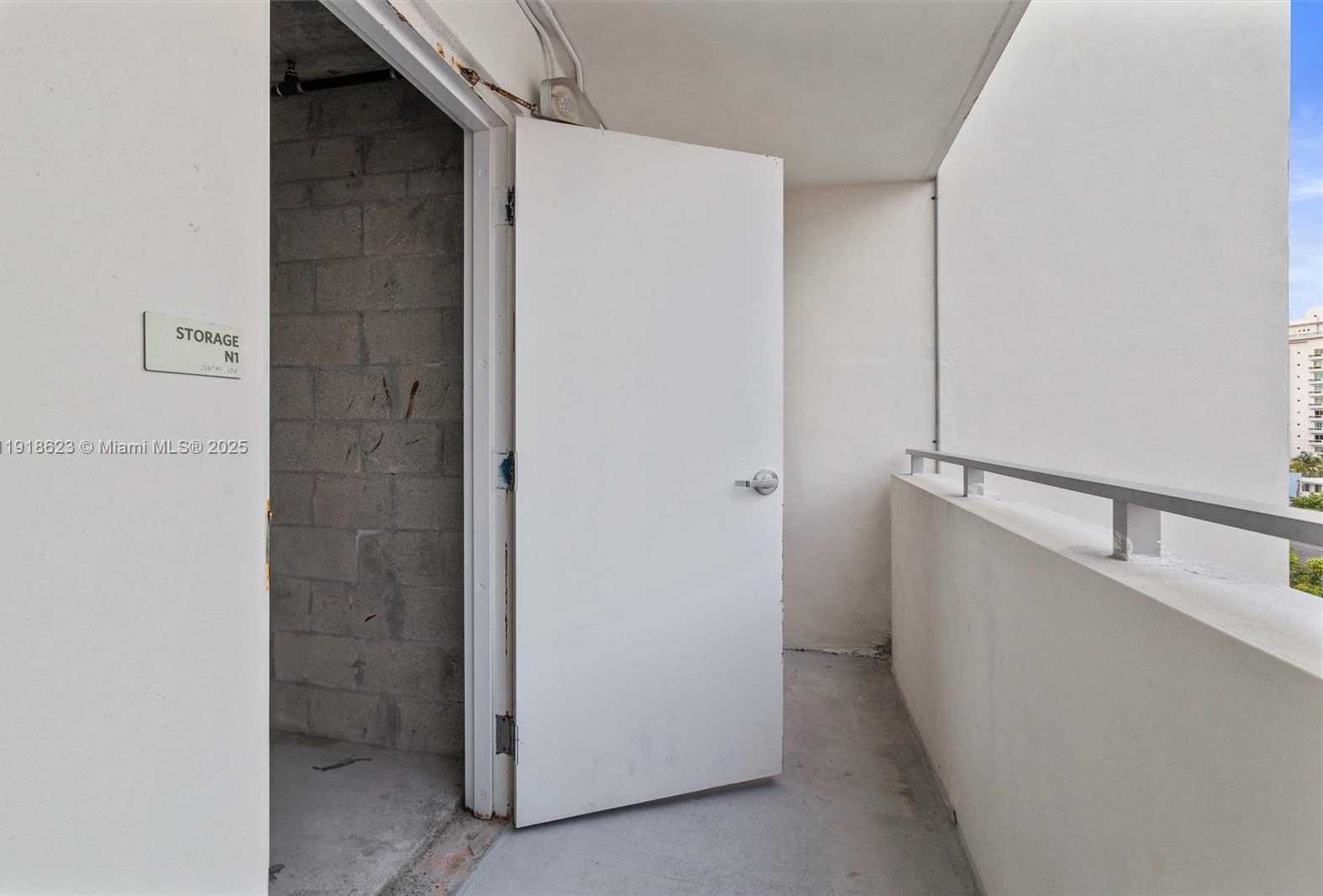 Small Image of 1150 101ST ST #PH 702, Bay Harbor Islands Number 61