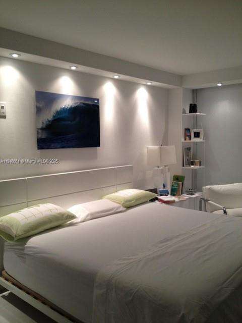 Small Image of Sunny Isles Beach Number 2