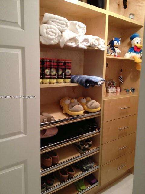 Small Image of Sunny Isles Beach Number 4