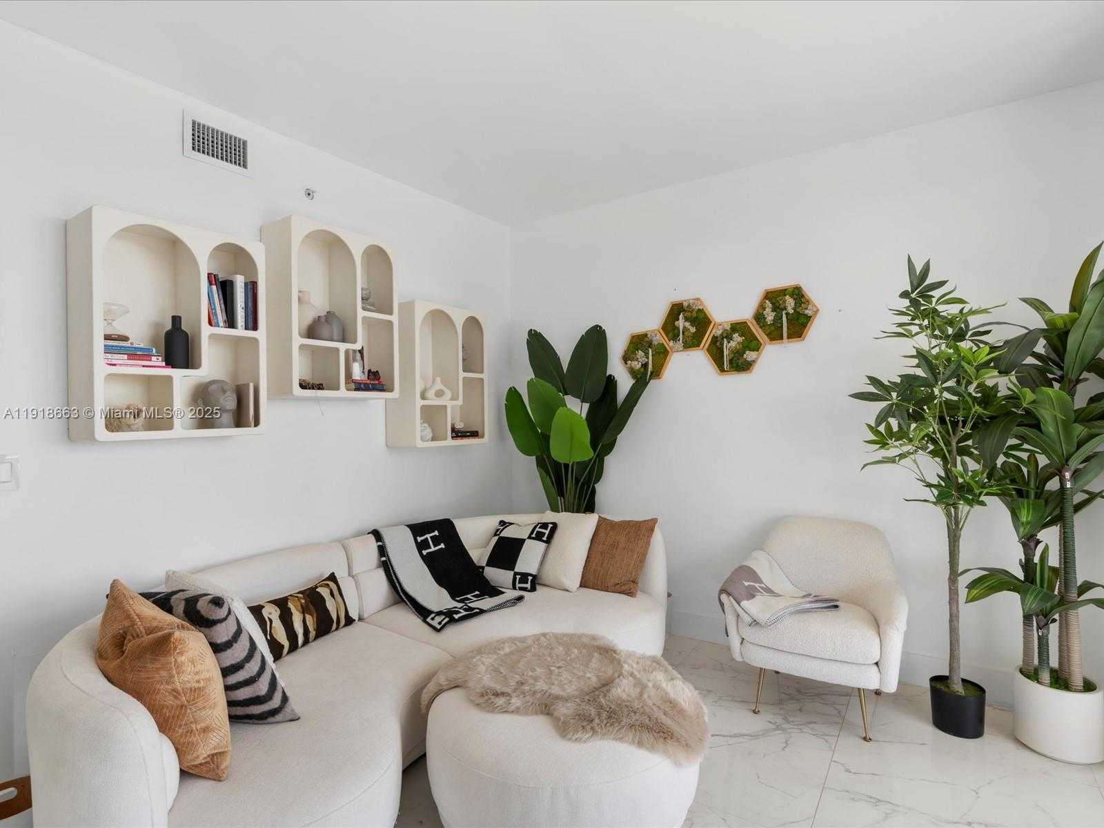 Small Image of 488 NORTH EAST 18TH ST #4610, Miami Number 30