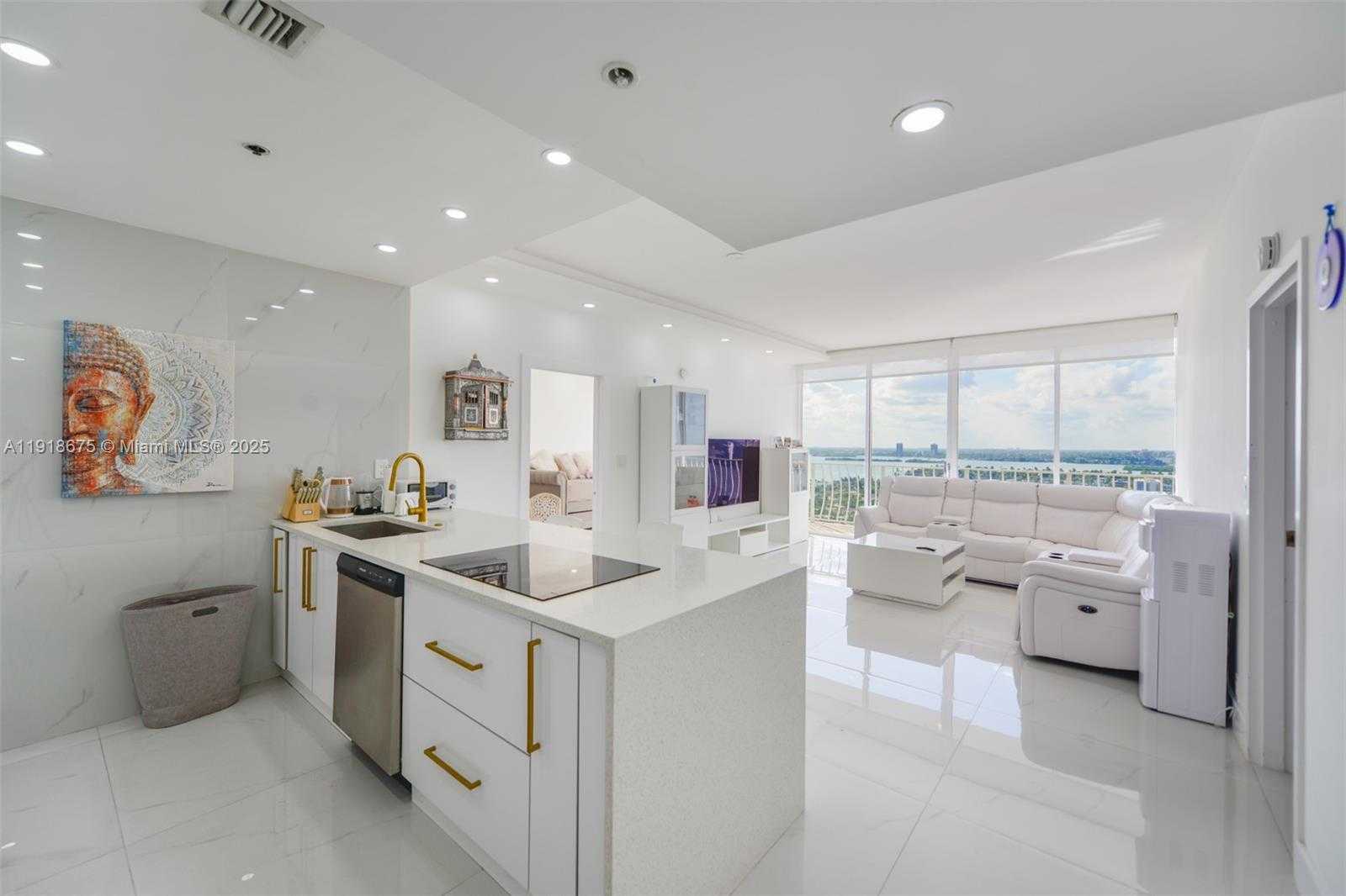 Small Image of 7601 EAST TREASURE DR #PH103, North Bay Village Number 11