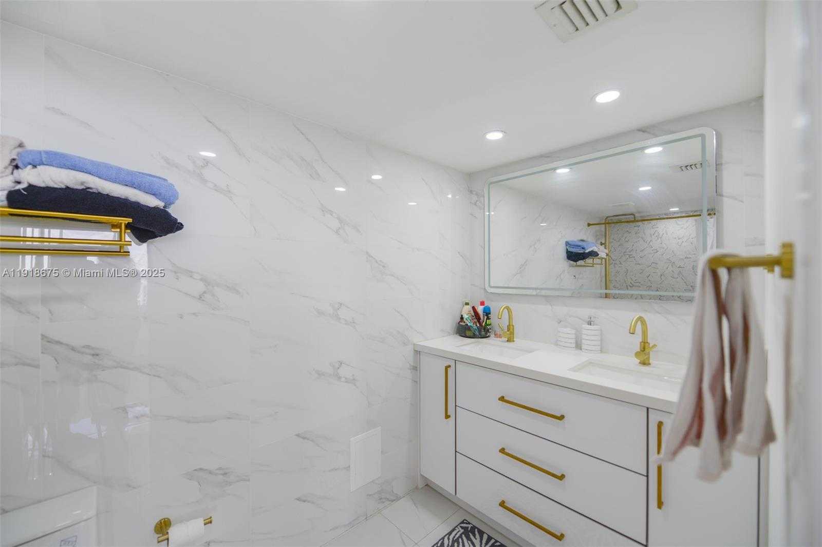 Small Image of 7601 EAST TREASURE DR #PH103, North Bay Village Number 23