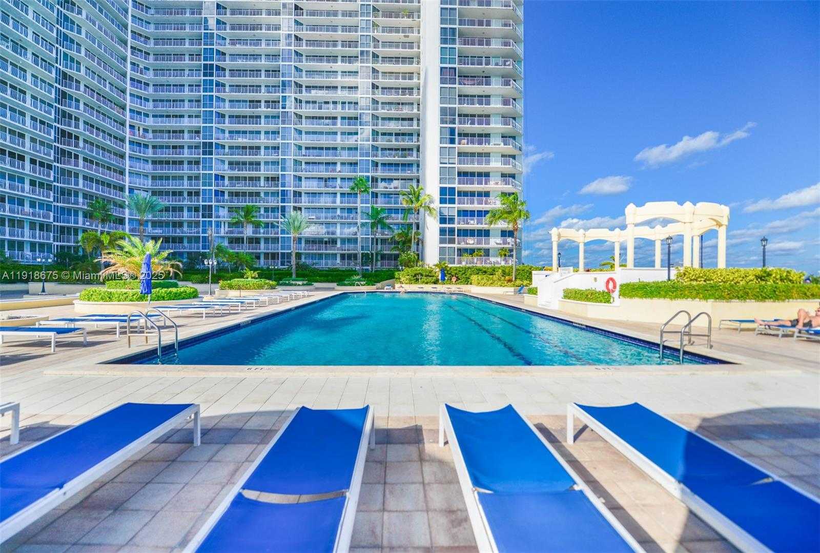 Small Image of 7601 EAST TREASURE DR #PH103, North Bay Village Number 31