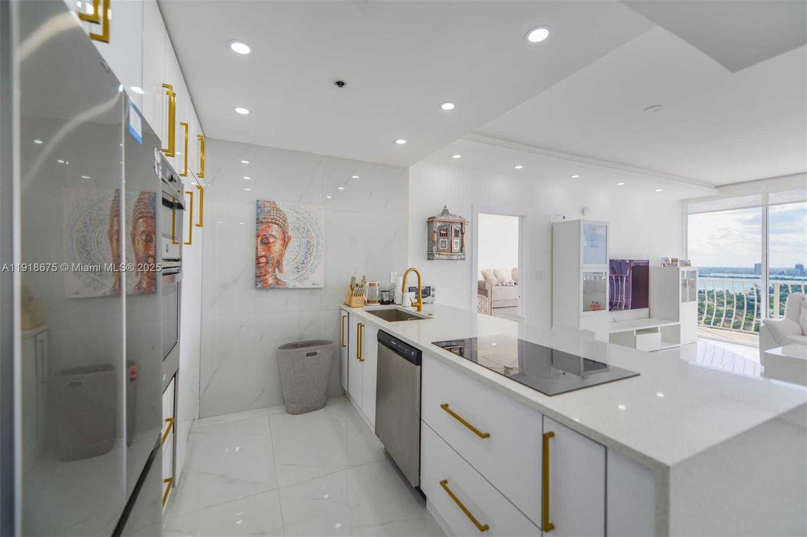 Small Image of 7601 EAST TREASURE DR #PH103, North Bay Village Number 8