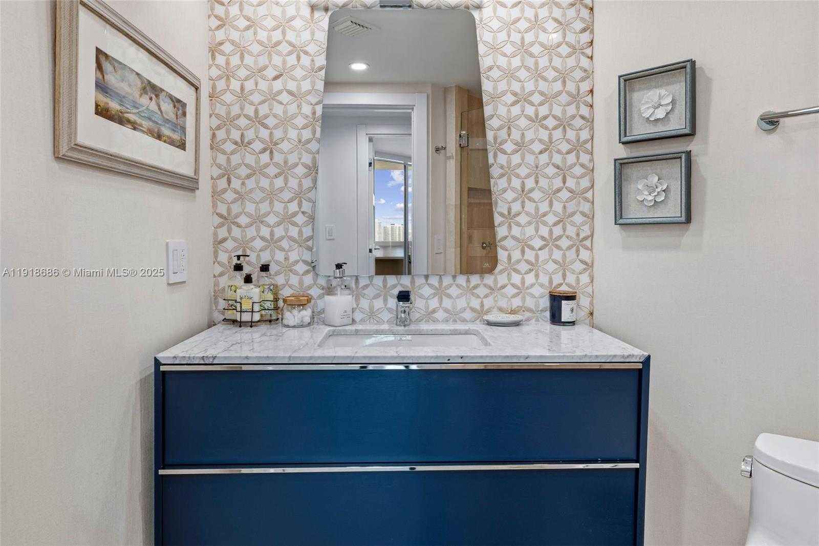 Small Image of 3000 ISLAND BLVD #2404, Aventura Number 21