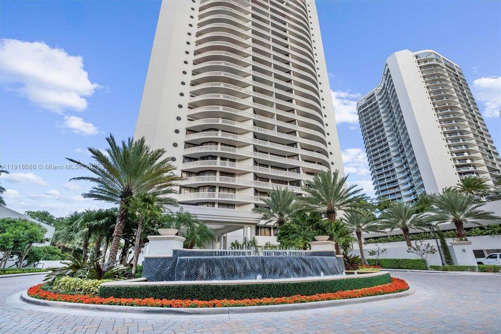 Small Image of 3000 ISLAND BLVD #2404, Aventura Number 23
