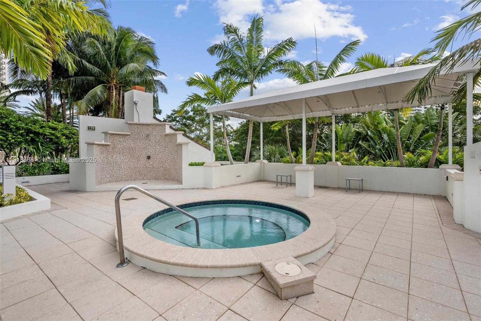 Small Image of 3000 ISLAND BLVD #2404, Aventura Number 29