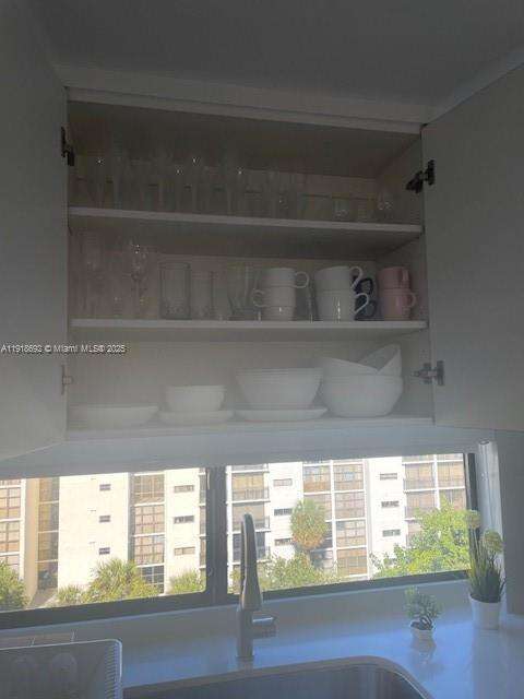 Small Image of 16909 NORTH BAY RD #805, Sunny Isles Beach Number 31