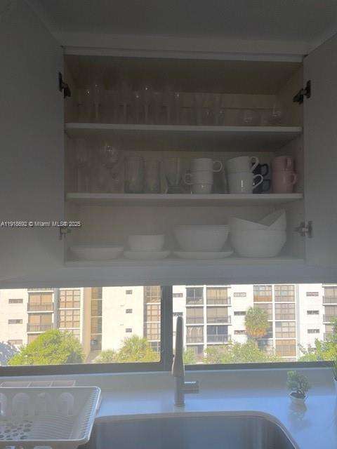 Small Image of 16909 NORTH BAY RD #805, Sunny Isles Beach Number 32