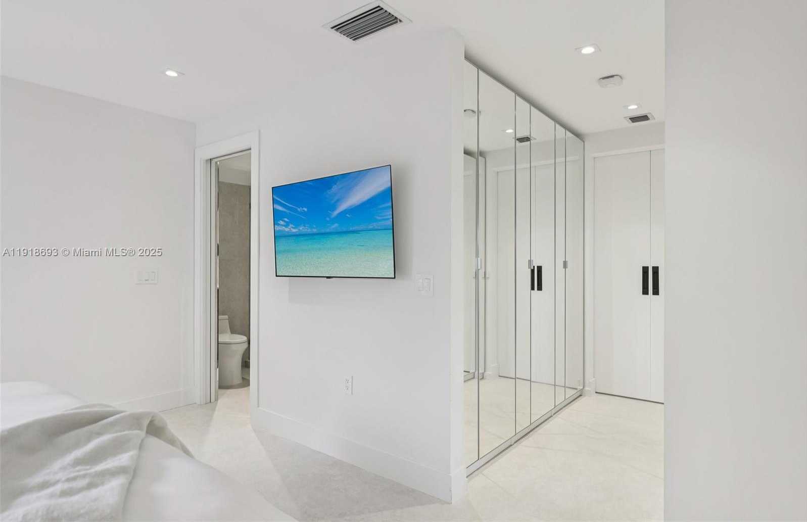 Small Image of 7123 RAIN FOREST DR #A, Boca Raton Number 23