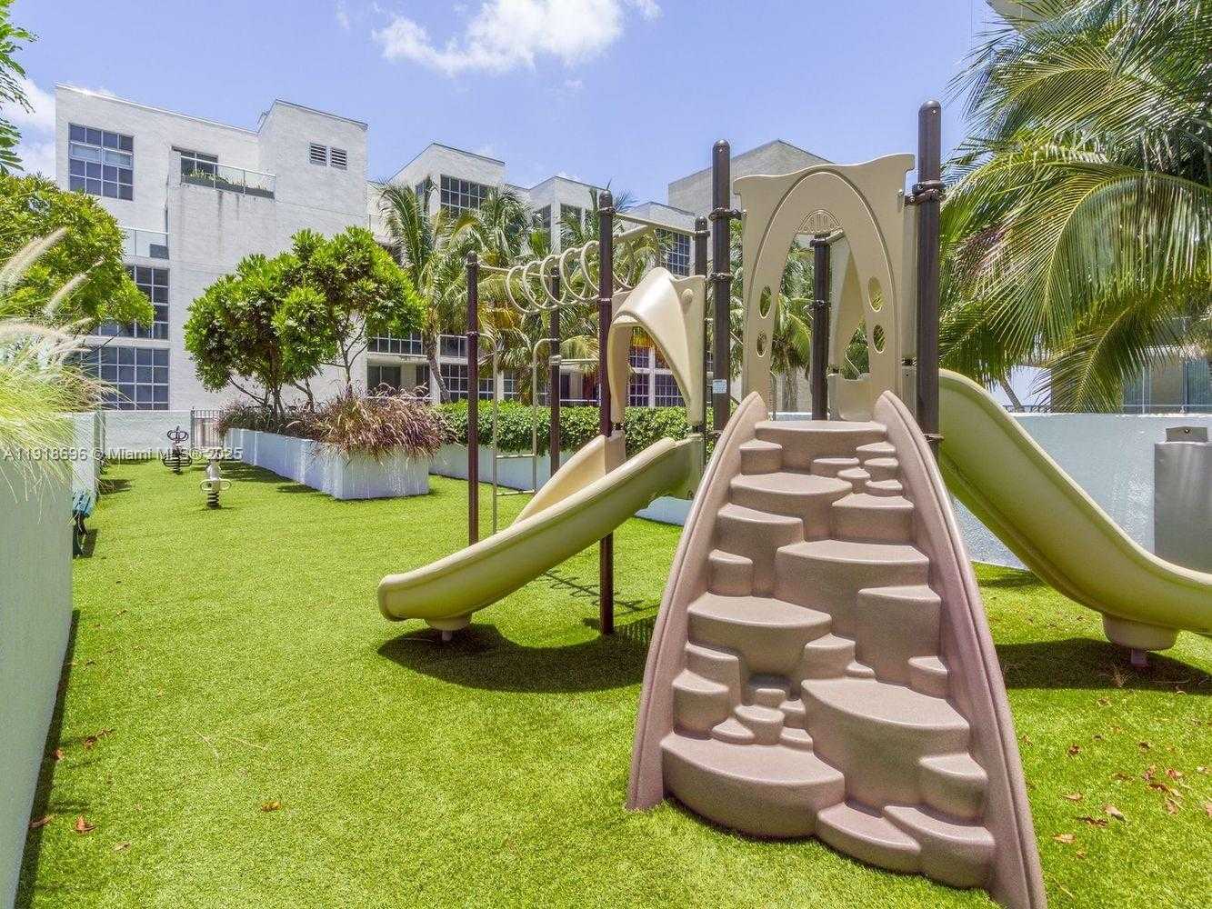 Small Image of 3470 EAST COAST AVE #H0402, Miami Number 18