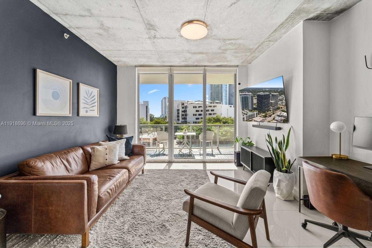 Small Image of 3470 EAST COAST AVE #H0402, Miami Number 2