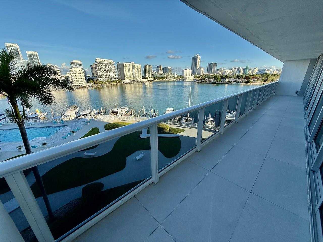 Small Image of 900 BAY DR #524, Miami Beach Number 20