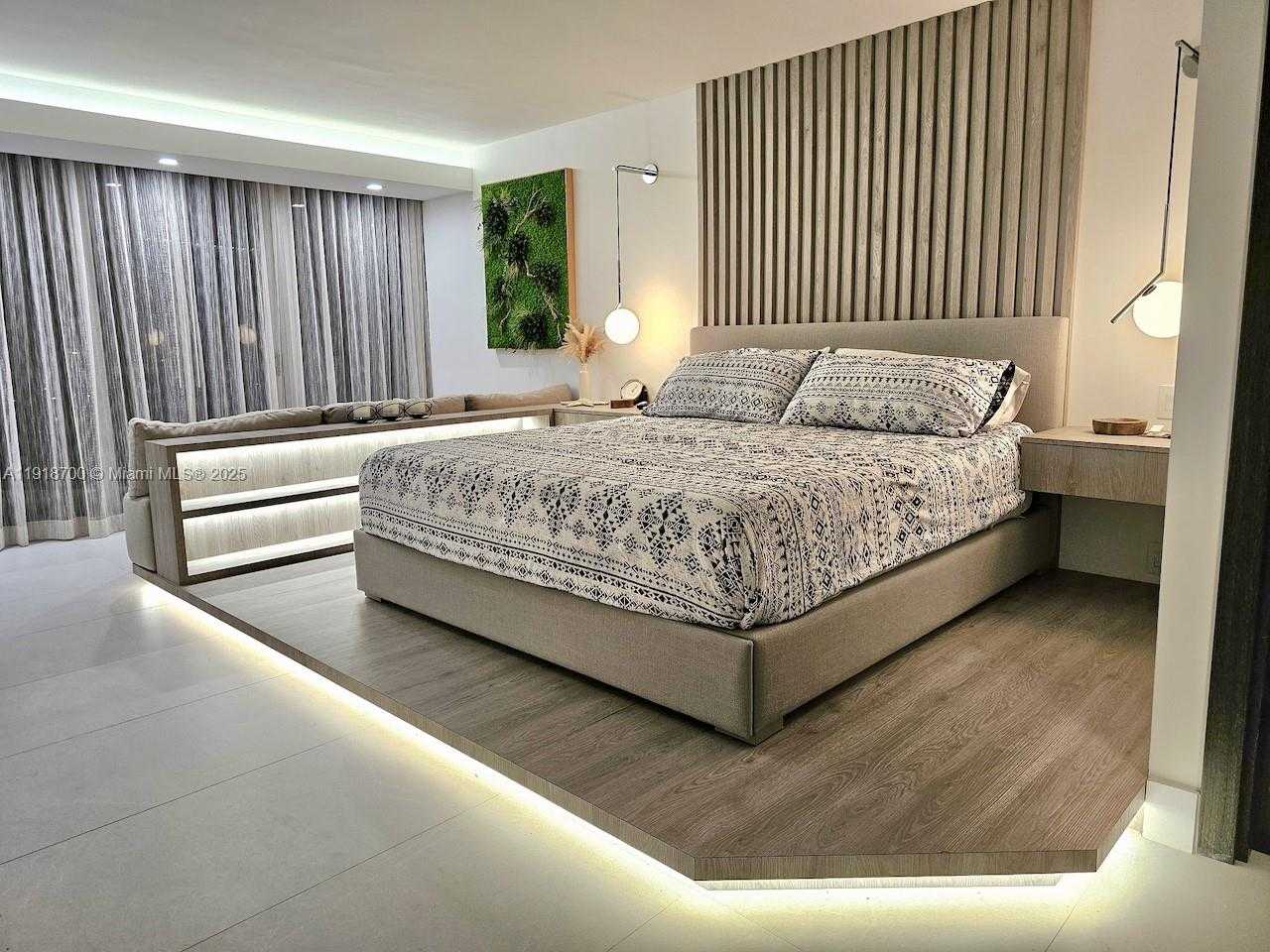 Small Image of 900 BAY DR #524, Miami Beach Number 24