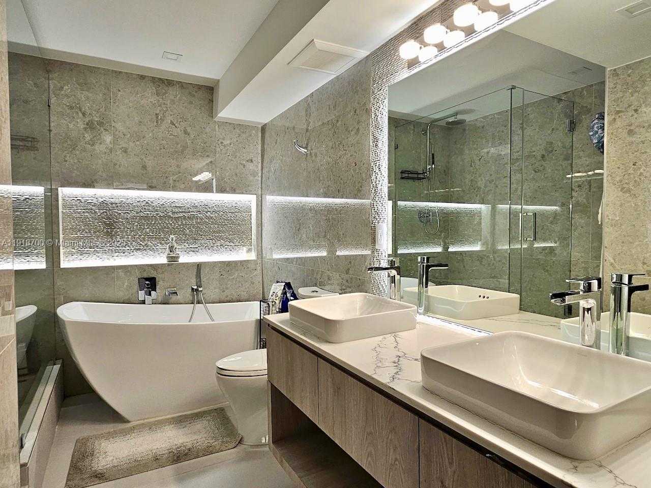 Small Image of 900 BAY DR #524, Miami Beach Number 29